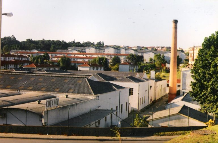 COFANOR - Demolida para parque comercial - Rua da Pasteleira