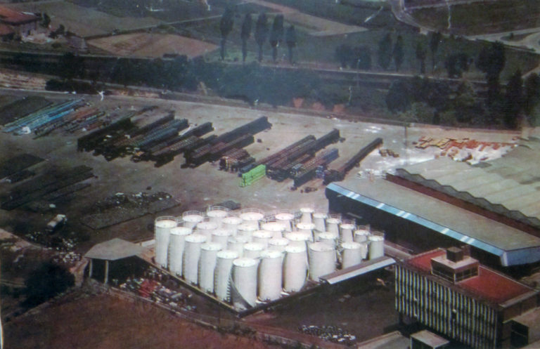 Vista aérea da totalidade ocupada pela empresa